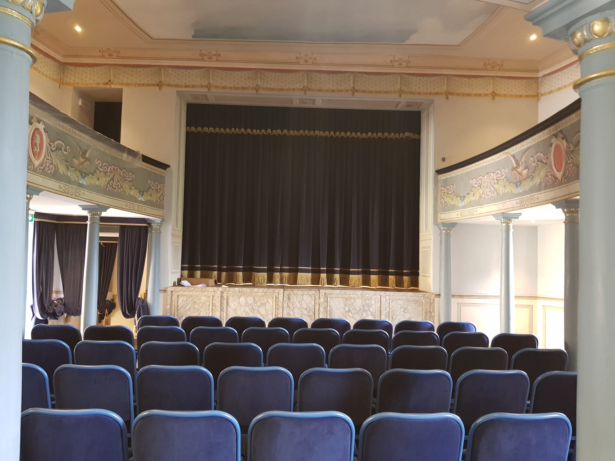 93 4.5 IL TEATRO COMUNALE