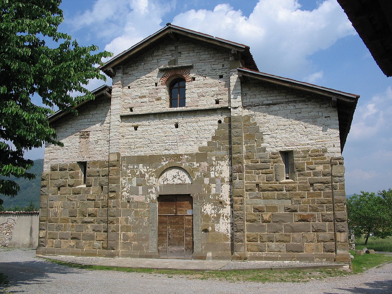 141 6.1 DALLA PIEVE ALLA PARROCCHIA